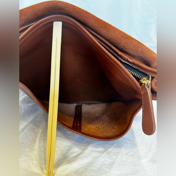 Vintage Coach Whitney Bag #4115 – Glove Tanned Leather Crossbody - Picture 15 of 15